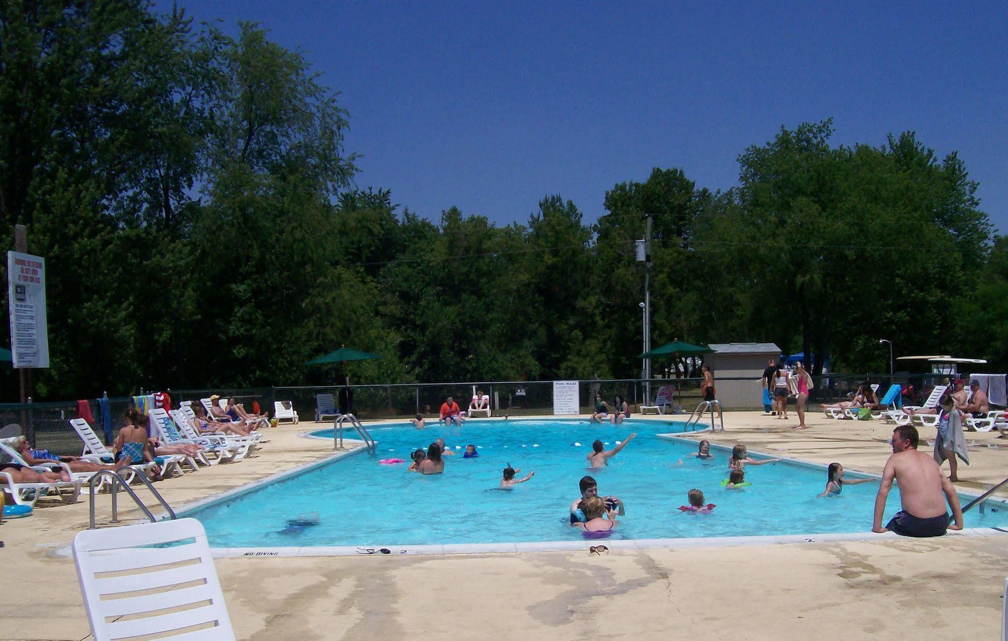 Twin Mills Rv Resort Howe Exterior foto